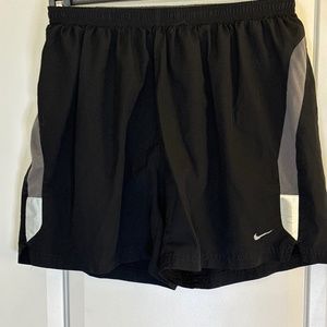 Men’s nikeathletic shorts
